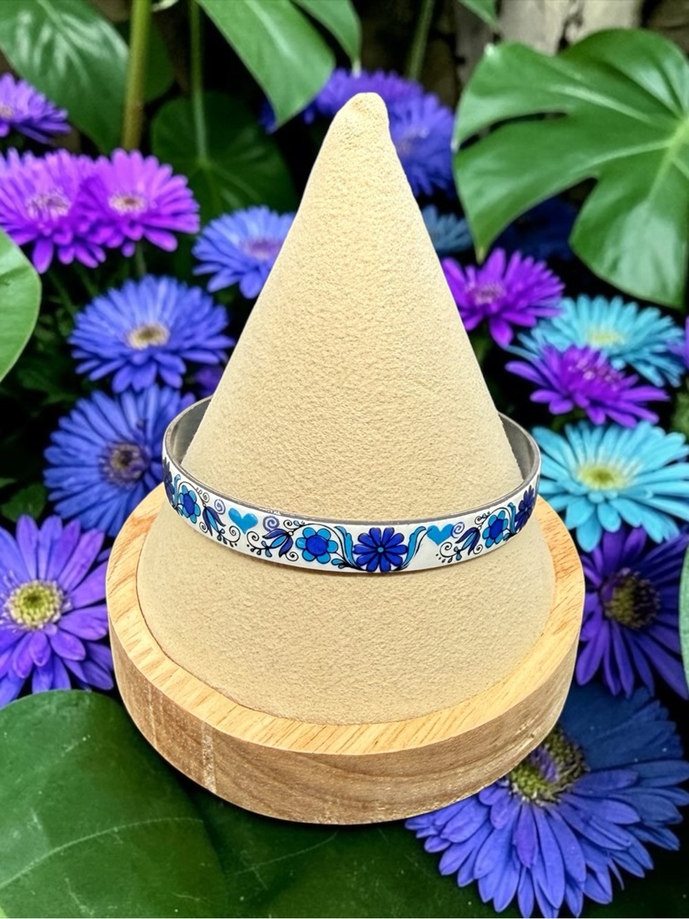 💜💙ARTA💜💙Vintage Austrian Folk Art Enamel Floral Bangle/EUC